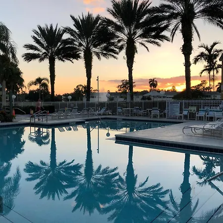 Beautiful Two Master Bedroom Condo In Fort Myers, Venetian Palms Condominium